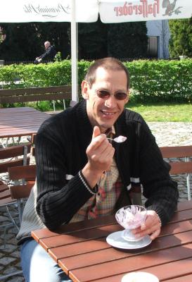 Erfurter 56J. schlank, gepflegt, sucht Sie