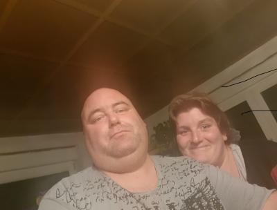 hallo wir ein verheirates molliges bi paar