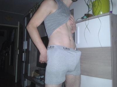 Suche Frau für Real Sex treffen gern auch für öftere treffen